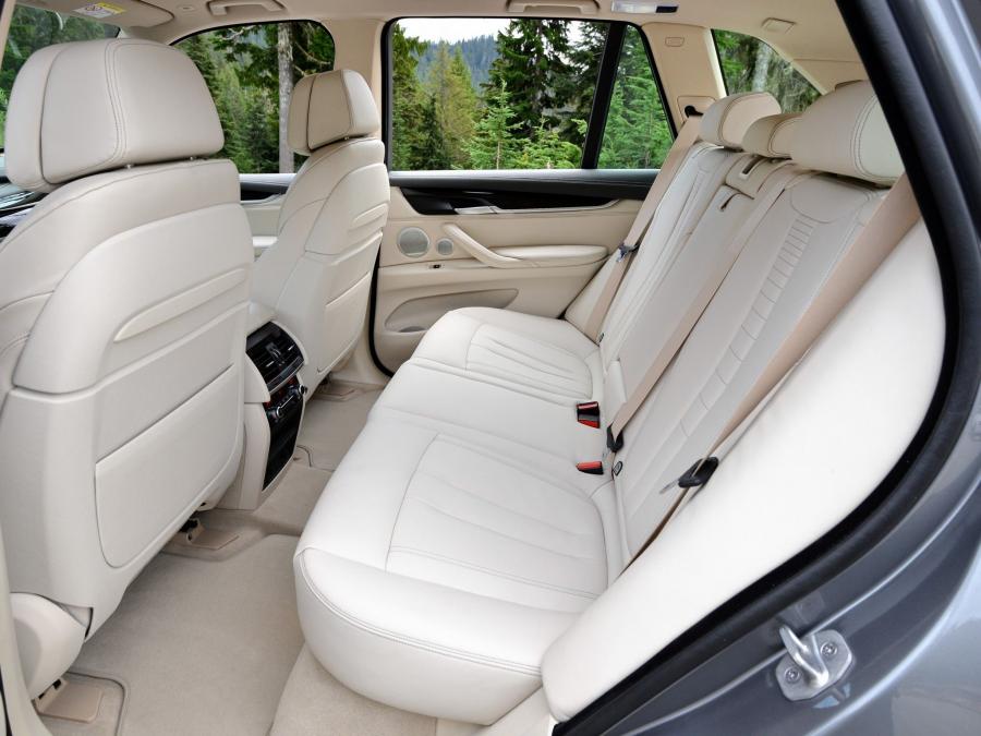  BMW X5 xDrive 3.0d 2013 года  (фото 5 из 30)